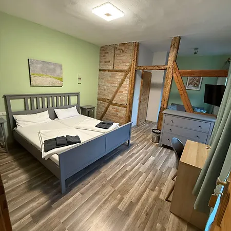 Destille Hotel *